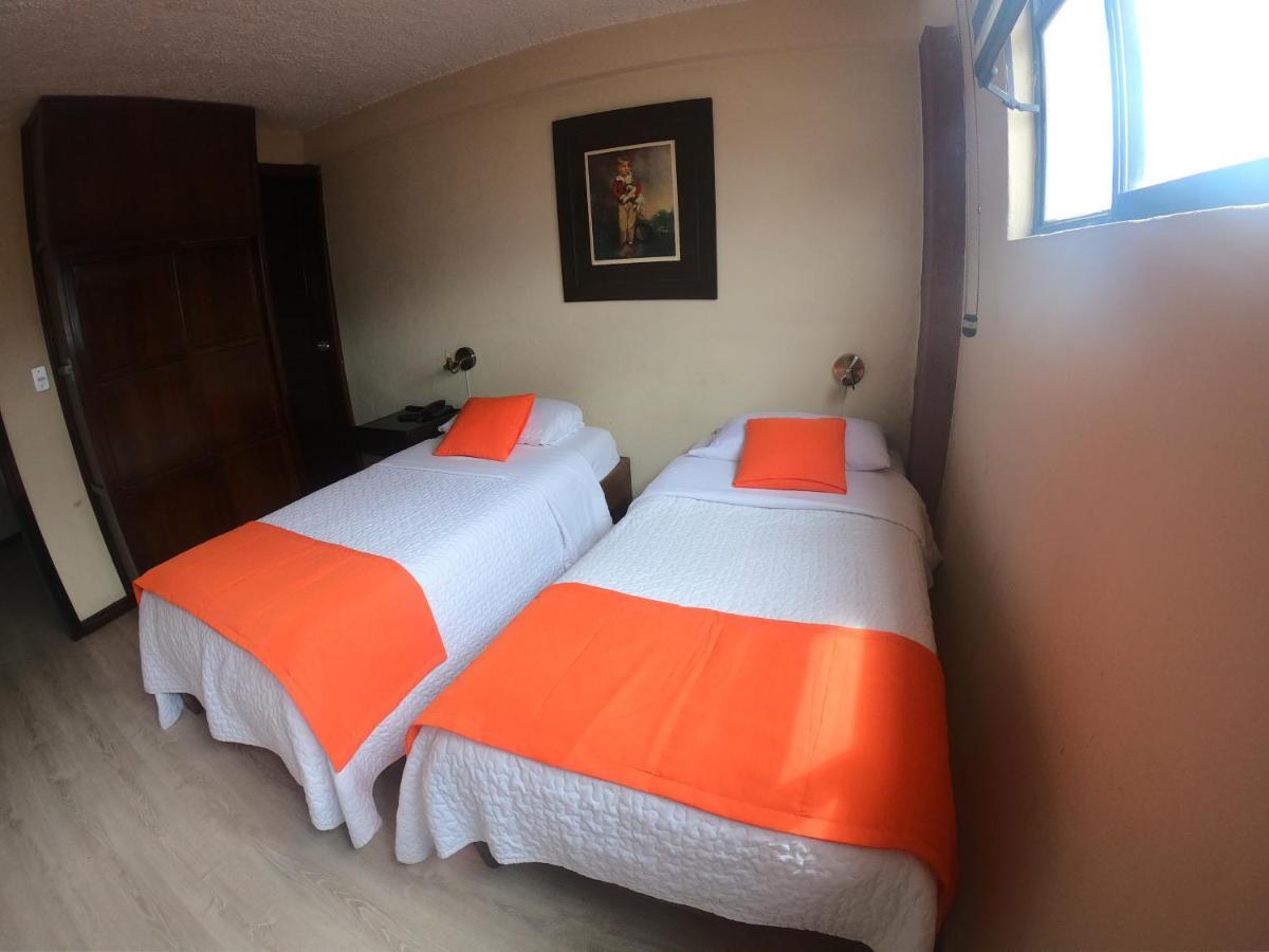 Hotel Catedral Cuenca By Pshotels Екстер'єр фото