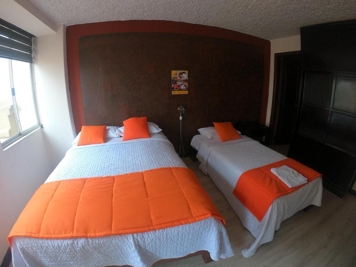 Hotel Catedral Cuenca By Pshotels Екстер'єр фото